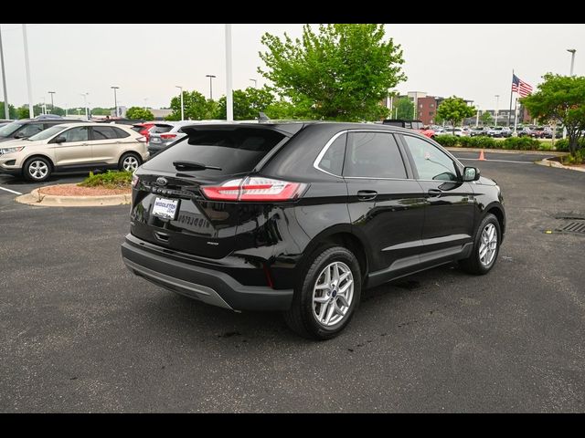 2022 Ford Edge 