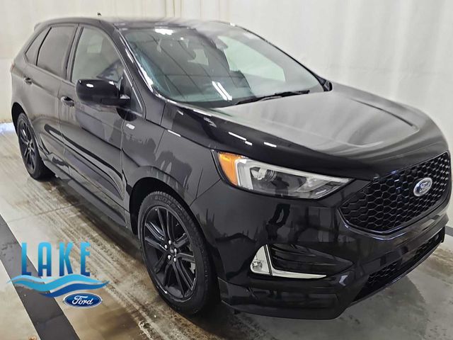 2022 Ford Edge ST Line