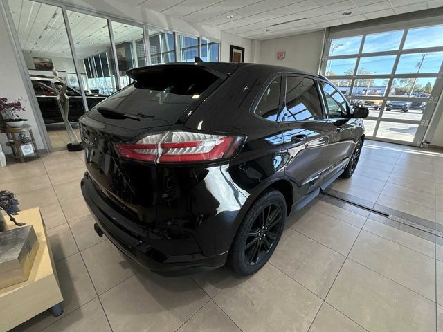 2022 Ford Edge ST Line