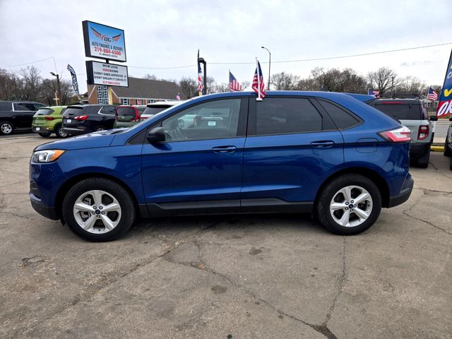 2022 Ford Edge SE