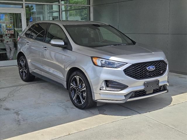 2022 Ford Edge ST