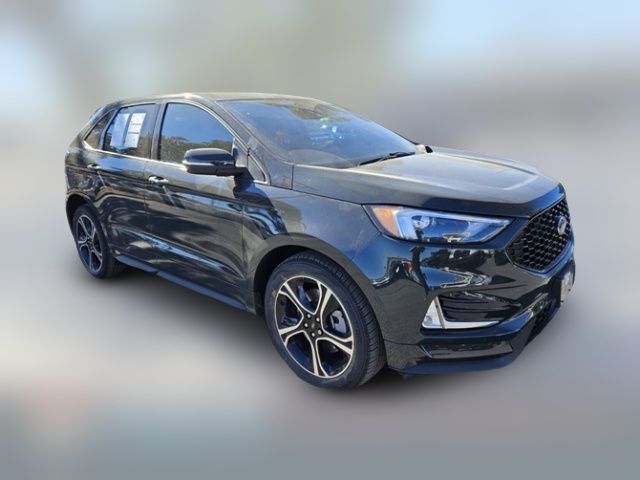 2022 Ford Edge ST