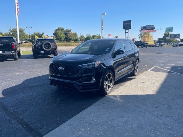 2022 Ford Edge ST