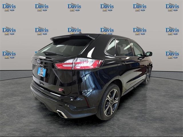 2022 Ford Edge ST