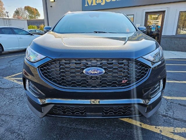 2022 Ford Edge ST