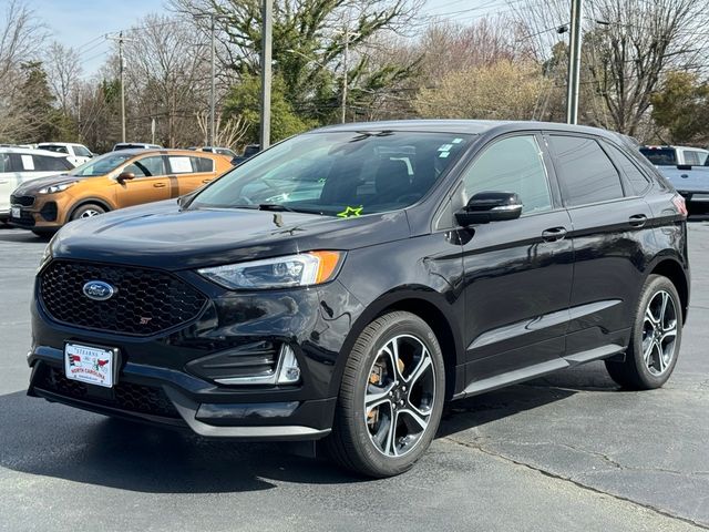 2022 Ford Edge ST