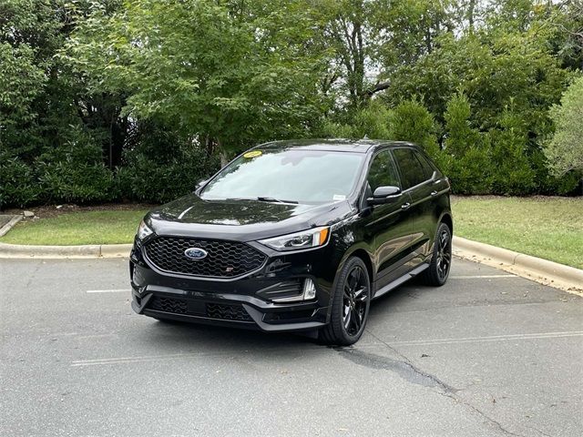 2022 Ford Edge ST