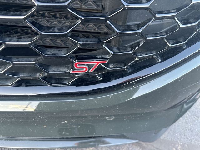 2022 Ford Edge ST