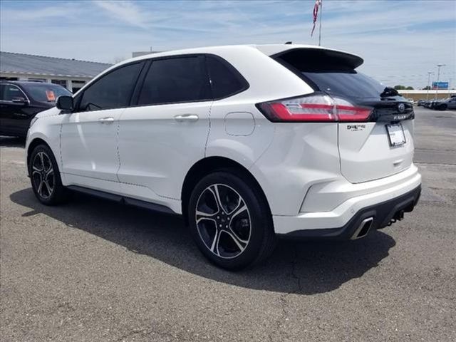 2022 Ford Edge ST