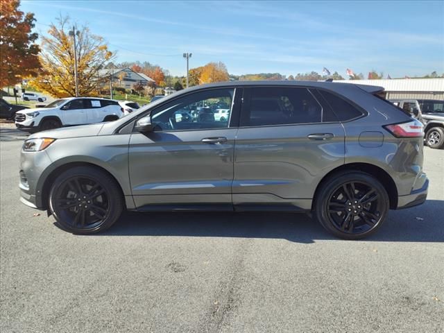 2022 Ford Edge ST