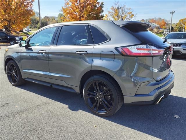 2022 Ford Edge ST