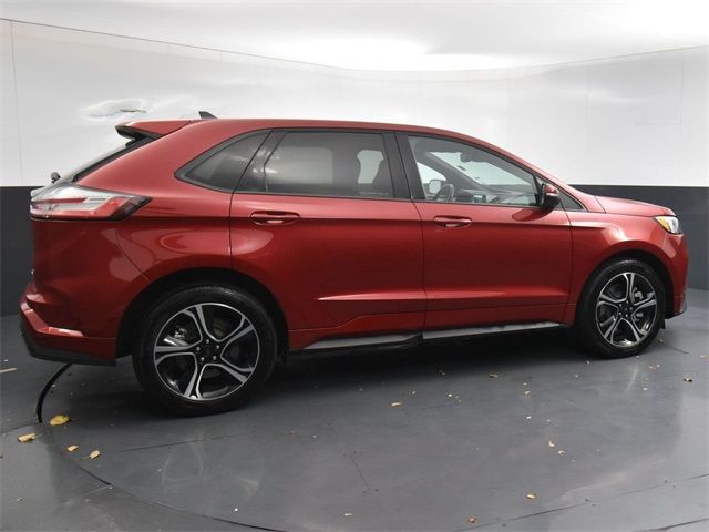 2022 Ford Edge ST