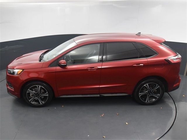 2022 Ford Edge ST