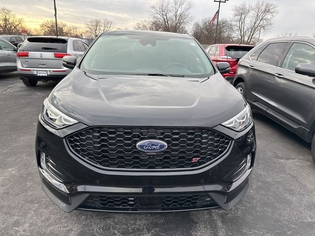 2022 Ford Edge ST