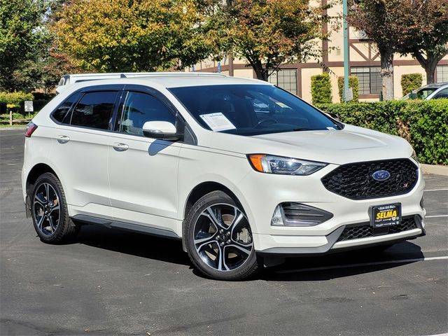 2022 Ford Edge ST