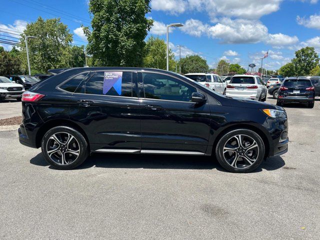 2022 Ford Edge ST