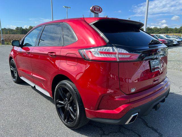 2022 Ford Edge ST