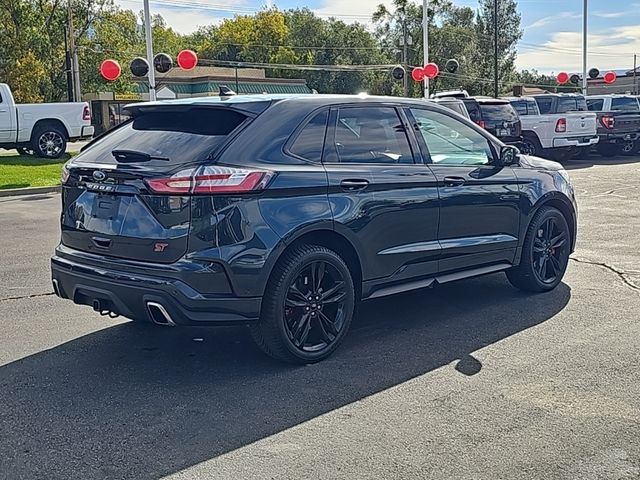 2022 Ford Edge ST