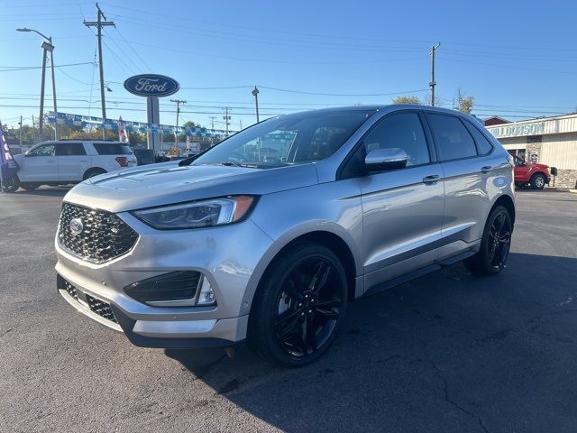 2022 Ford Edge ST