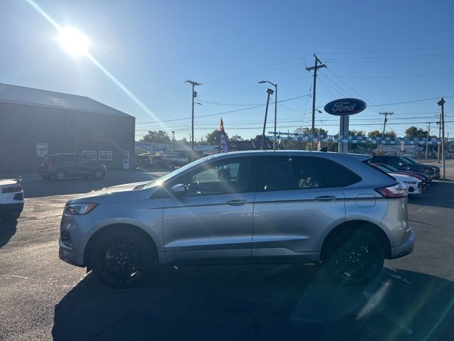 2022 Ford Edge ST