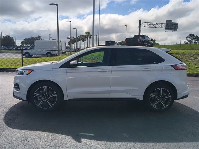 2022 Ford Edge ST