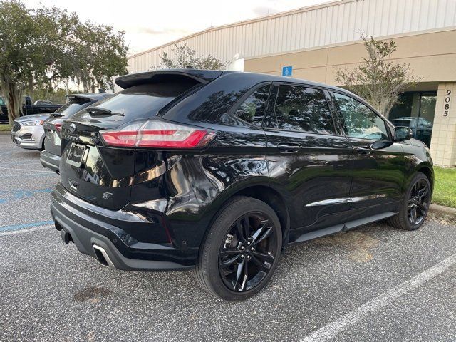 2022 Ford Edge ST