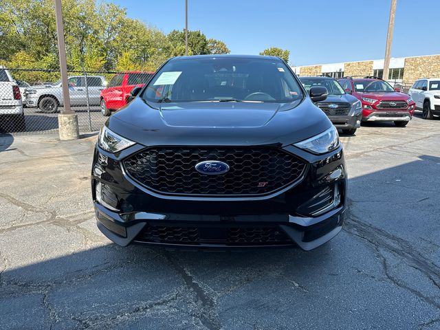 2022 Ford Edge ST