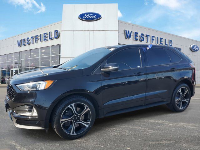 2022 Ford Edge ST