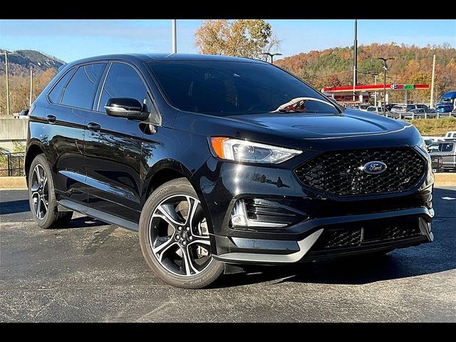 2022 Ford Edge ST