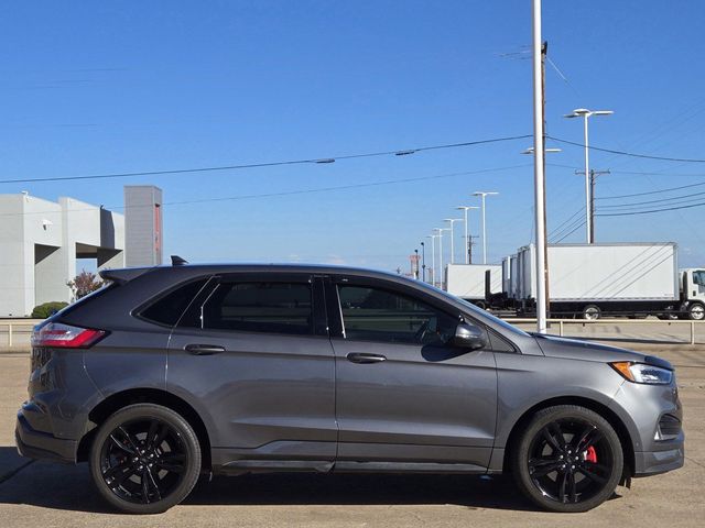 2022 Ford Edge ST