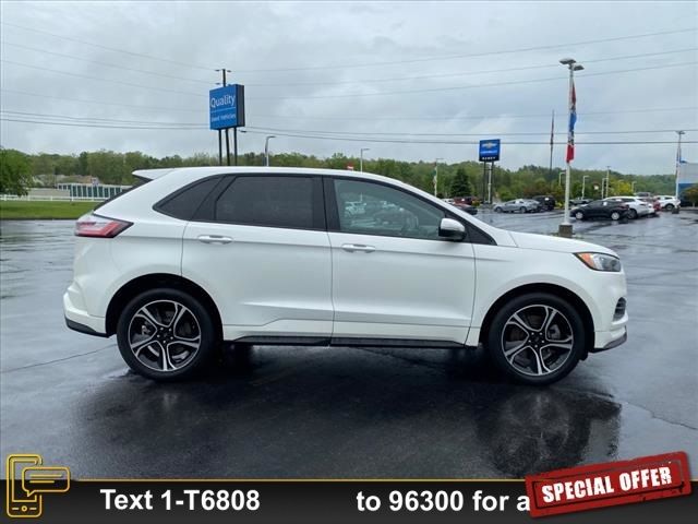 2022 Ford Edge ST