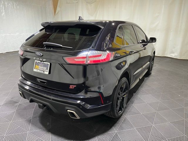 2022 Ford Edge ST