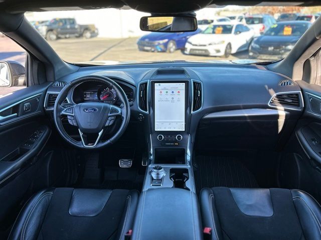 2022 Ford Edge ST