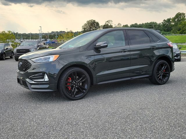 2022 Ford Edge ST