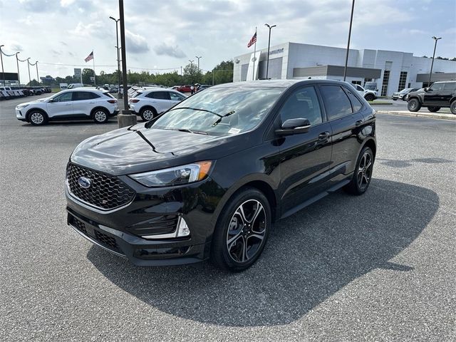 2022 Ford Edge ST