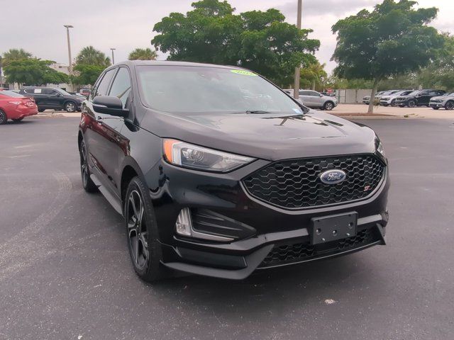 2022 Ford Edge ST