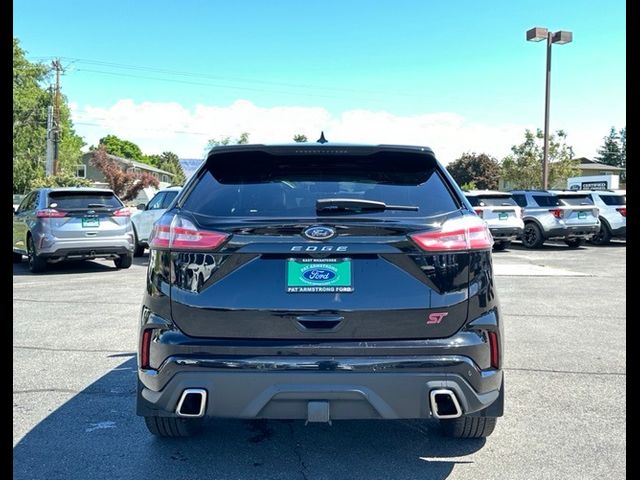 2022 Ford Edge ST