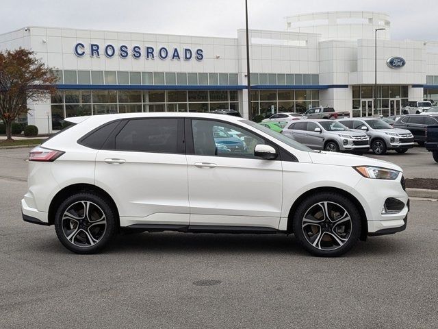 2022 Ford Edge ST