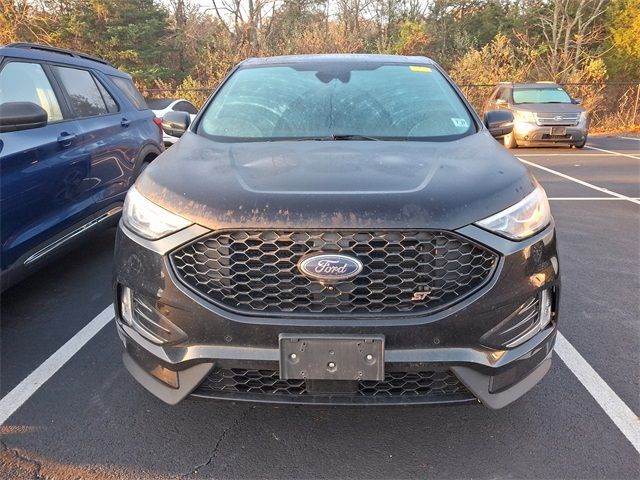 2022 Ford Edge ST