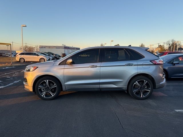 2022 Ford Edge ST