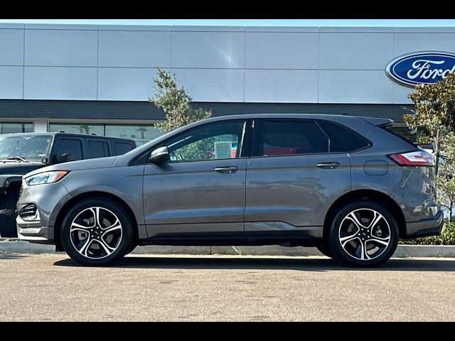 2022 Ford Edge ST