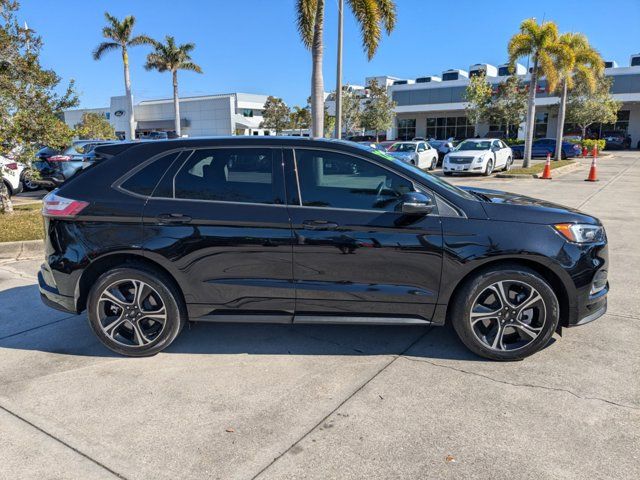 2022 Ford Edge ST