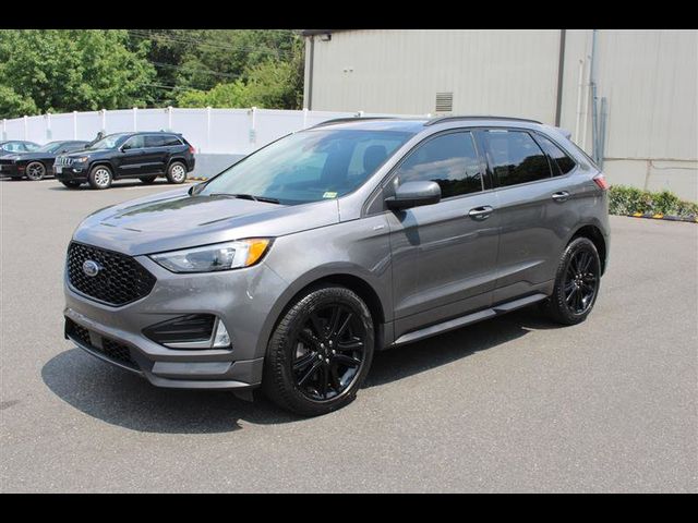 2022 Ford Edge ST Line