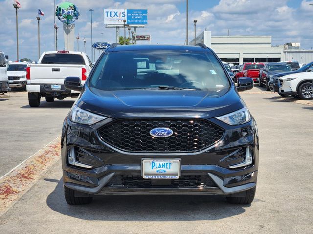 2022 Ford Edge ST Line