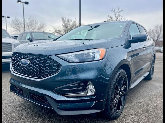 2022 Ford Edge ST Line