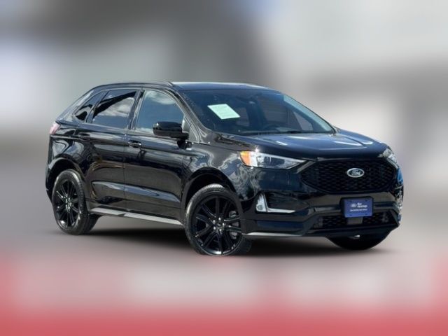 2022 Ford Edge ST Line