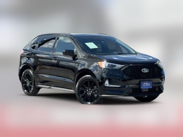 2022 Ford Edge ST Line