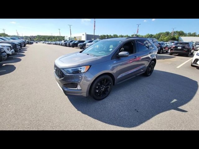 2022 Ford Edge ST Line