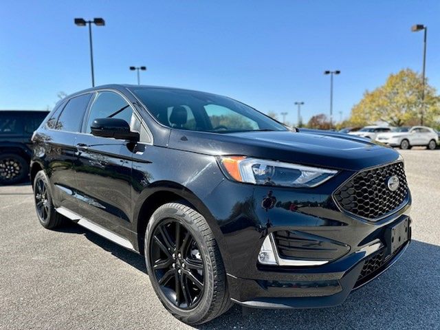 2022 Ford Edge ST Line