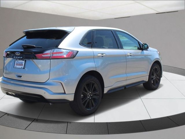 2022 Ford Edge ST Line